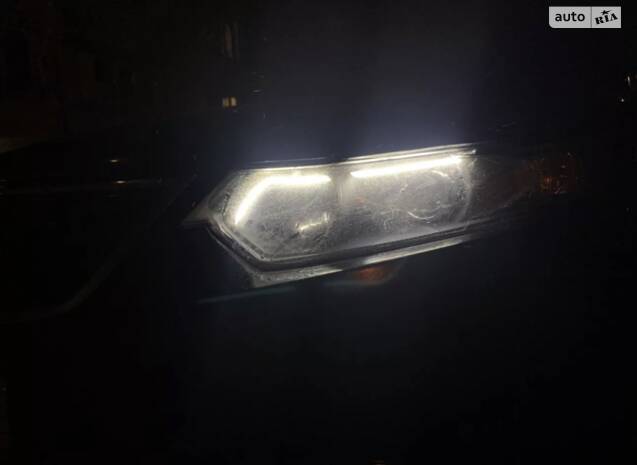 Встановлення LED модулей на Acura TSX – покращення світла 