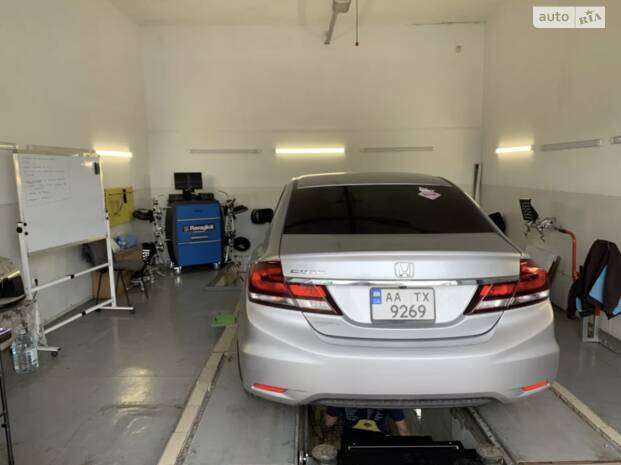 Планова перевірка встановлення кутів коліс у Павла Рубана