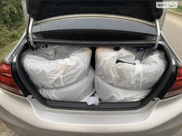 Розмір багажника у Honda Civic 9 1.8 EX-L