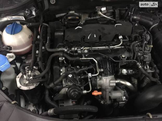 Заміна ГРМ, помпи, антифриз в Volkswagen Passat CC 2.0 TDI