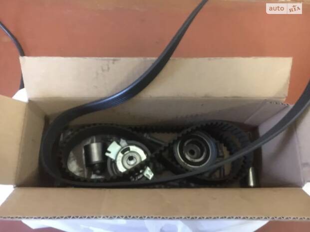 Заміна ГРМ, помпи, антифриз в Volkswagen Passat CC 2.0 TDI