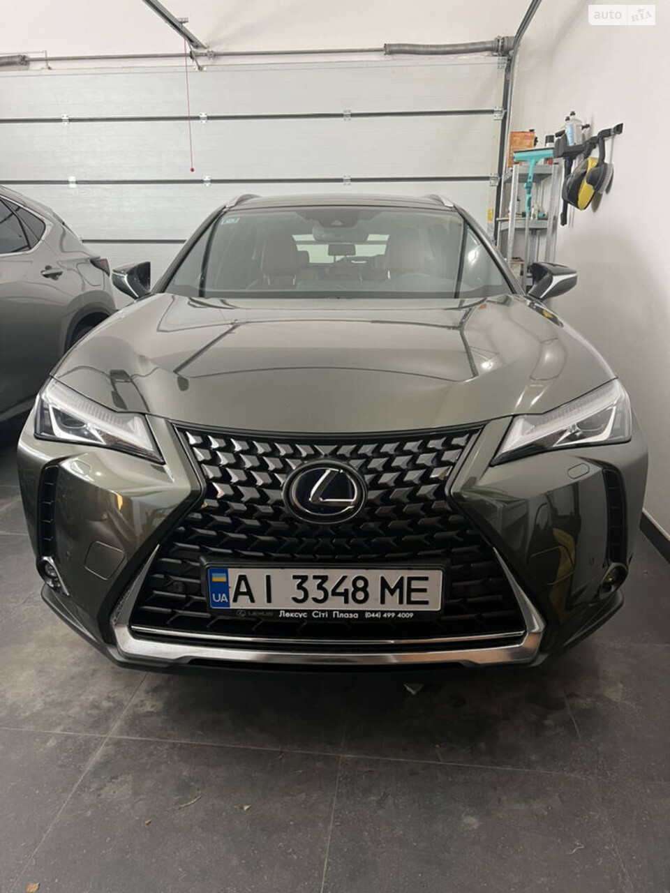 Lexus UX 2020