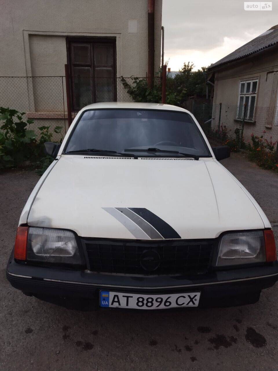 Opel Ascona 1986