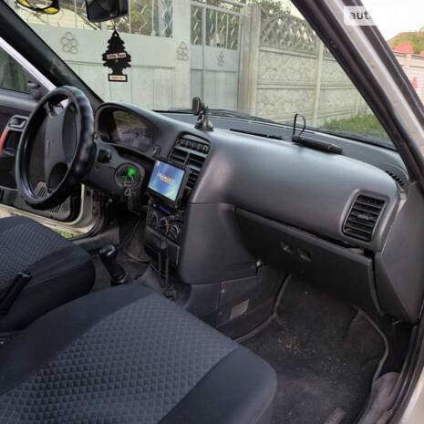 Богдан 2111 2011