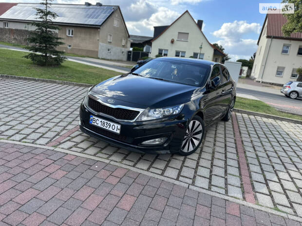 Kia K5 2010