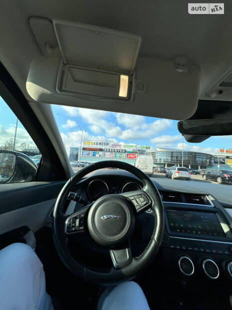 Jaguar E-Pace 2018