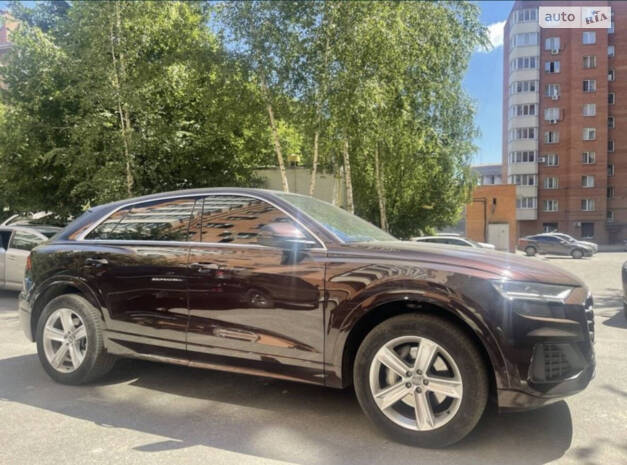 Audi Q8 2020