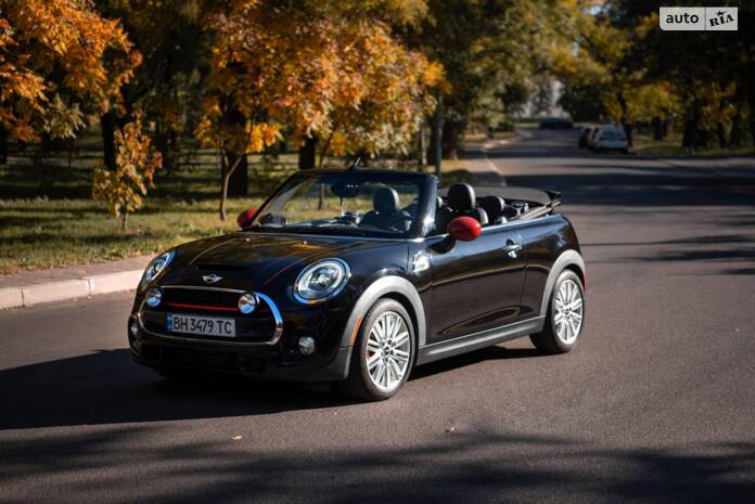MINI Convertible 2016