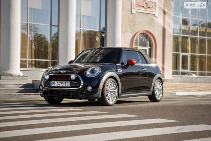 MINI Convertible 2016