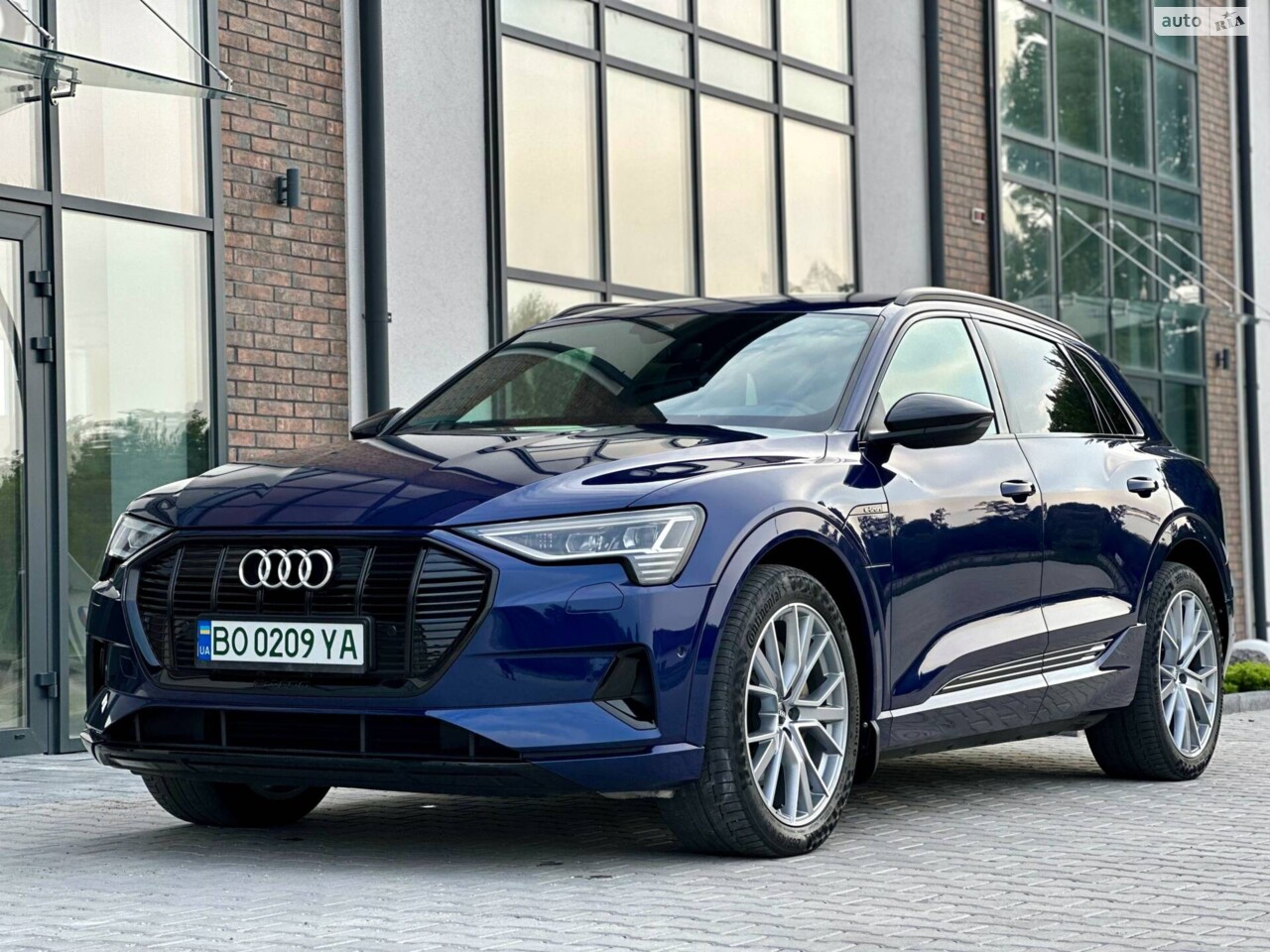 Audi e-tron 2019