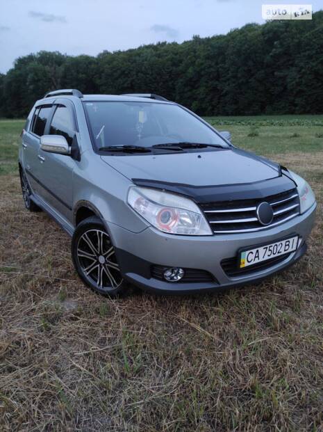 Geely MK Cross 2013