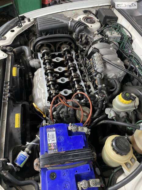 Заміна свічок, бронепроводів та прокладки клапанної кришки 