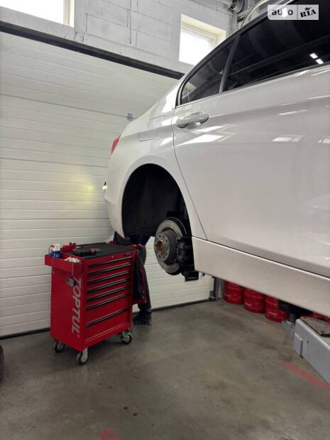 Заміна задніх колодок