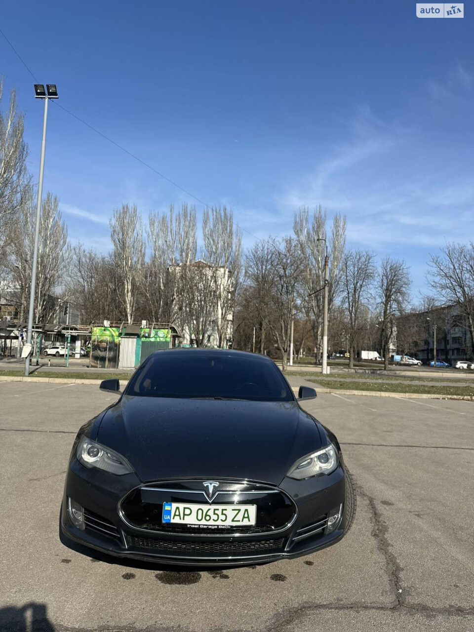 Tesla Model S 2014