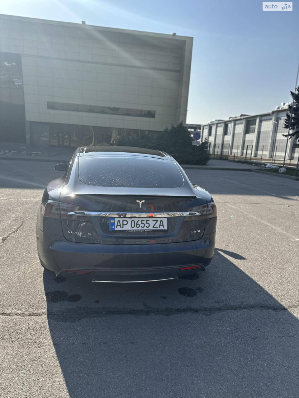 Tesla Model S 2014
