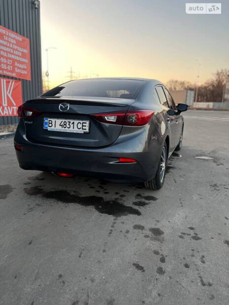 Mazda 3 2016