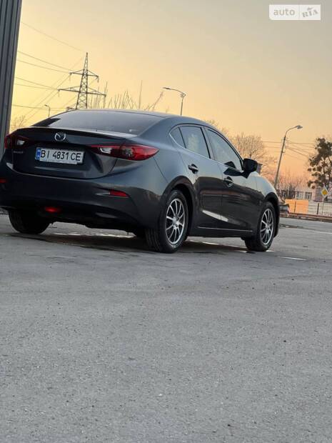 Mazda 3 2016