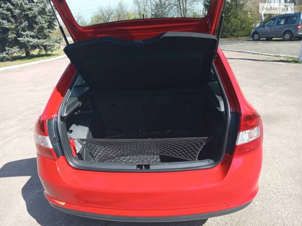 Skoda Spaceback 2016