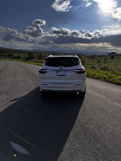 Buick Enclave 2021