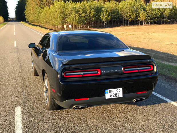 Dodge Challenger 2017