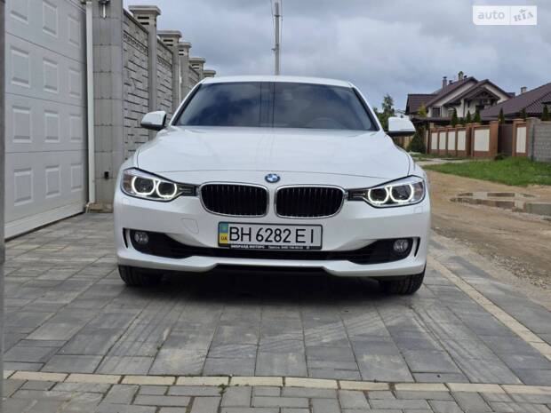 BMW 3 Series 2012