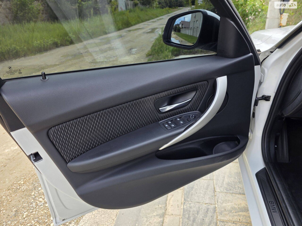 BMW 3 Series 2012