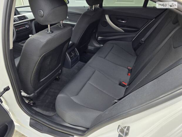 BMW 3 Series 2012