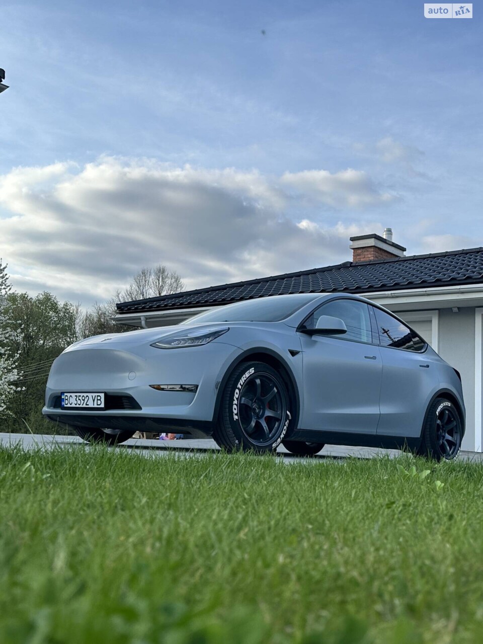 Tesla Model Y 2021