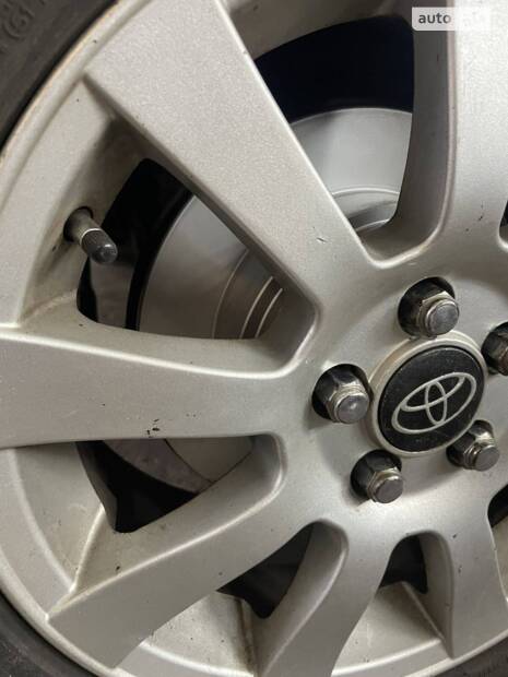 Заміна гальмівних колодок