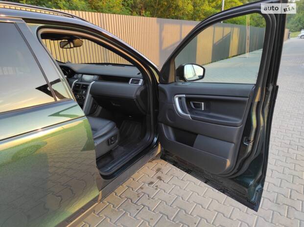 Land Rover Discovery Sport 2017