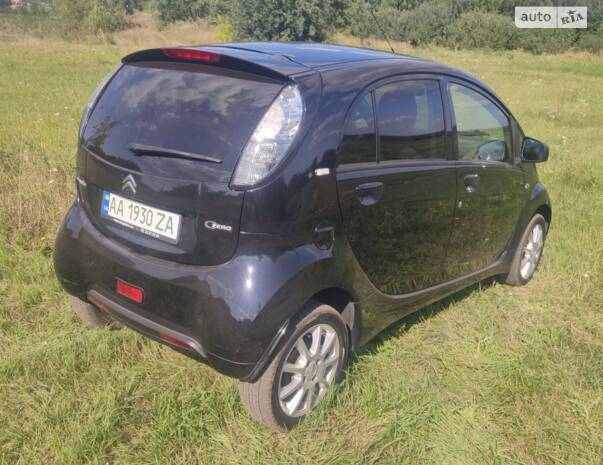 Citroen C-Zero 2011