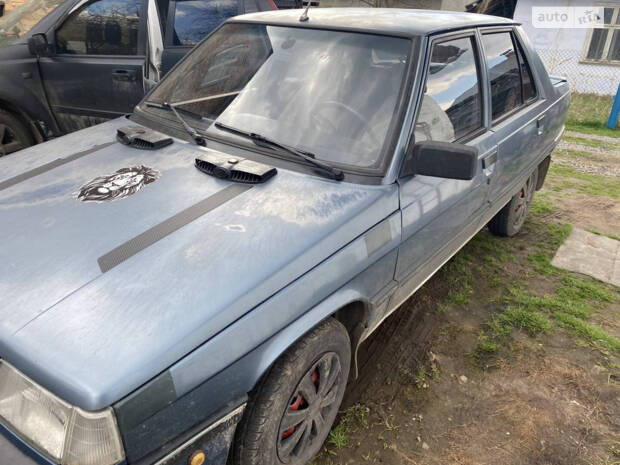 Renault 9 1988