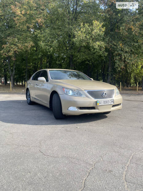 Lexus LS 2006