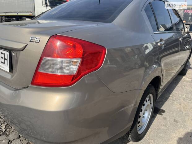 Chery E5 2014