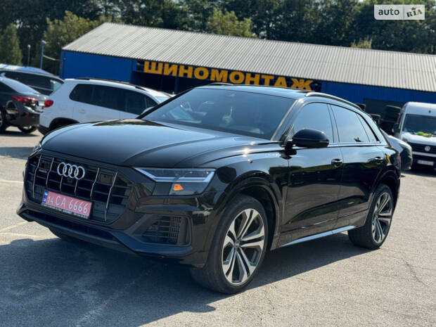 Audi Q8 2019