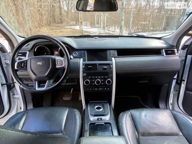 Land Rover Discovery Sport 2015