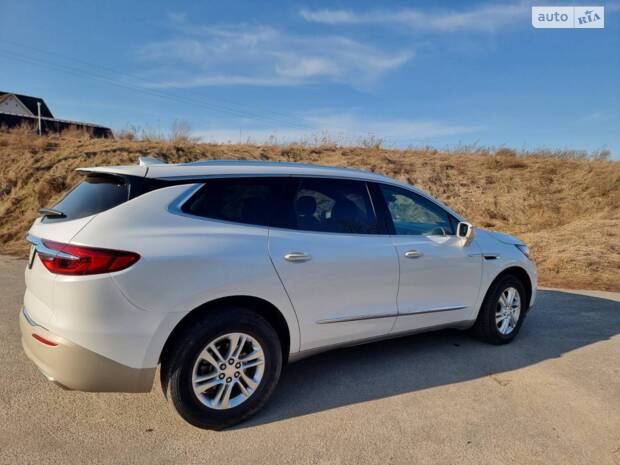 Buick Enclave 2020