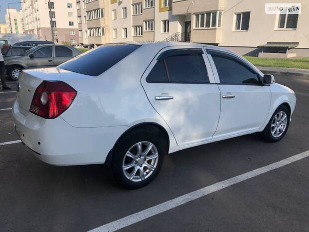 Geely MK-2 2011