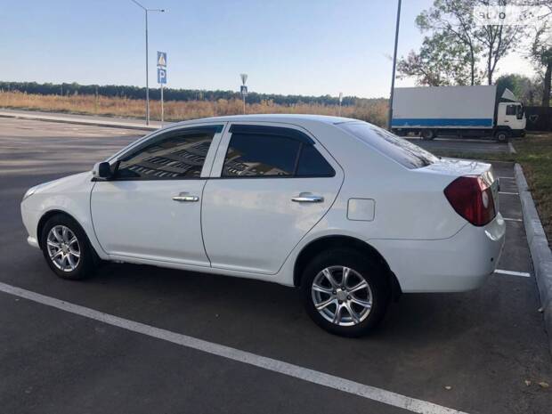 Geely MK-2 2011