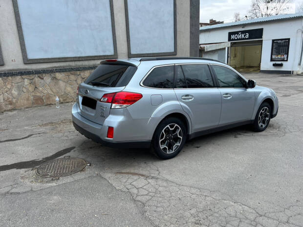 Subaru Outback 2013