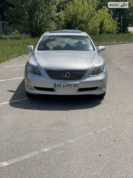 Lexus LS 2008