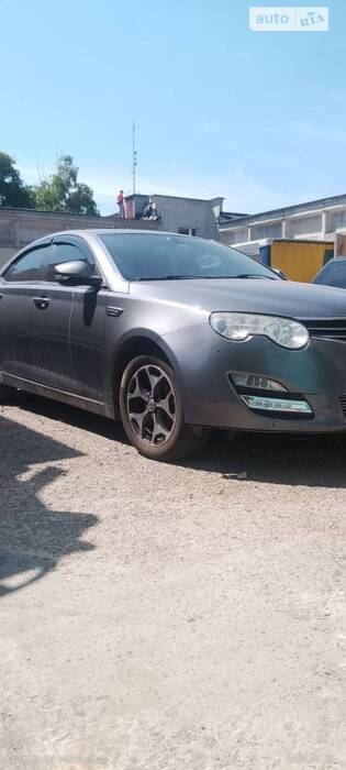 MG 550 2011