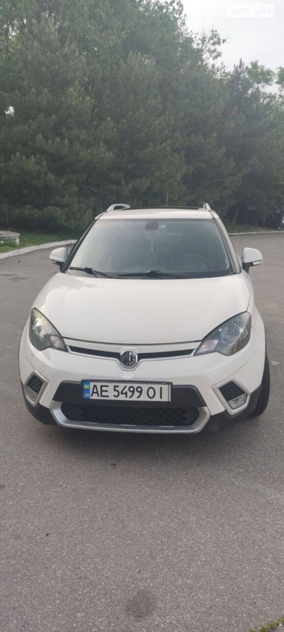 MG 3 Cross 2013