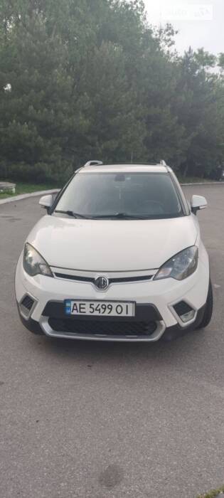 MG 3 Cross 2013