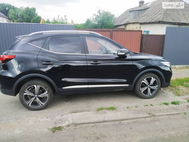 MG ZS 2021
