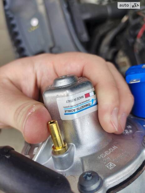 Заміна газового редуктора Tomasetto та фарбування супортів на Skoda Fabia