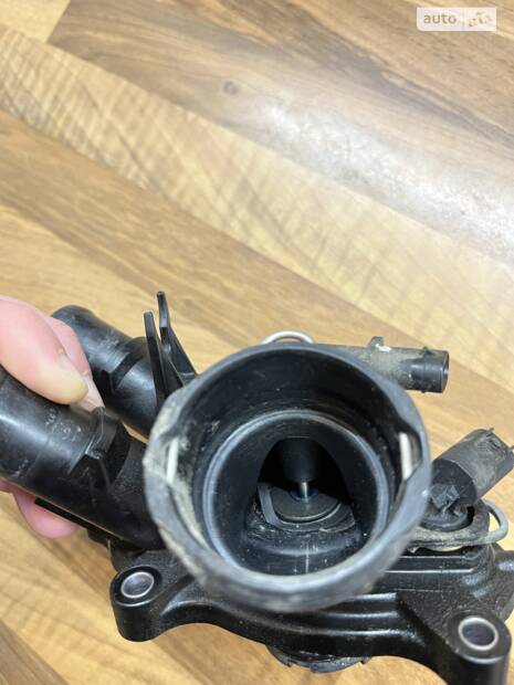 Бензин в мастилі двигуна M271EVO. Вирішення проблеми