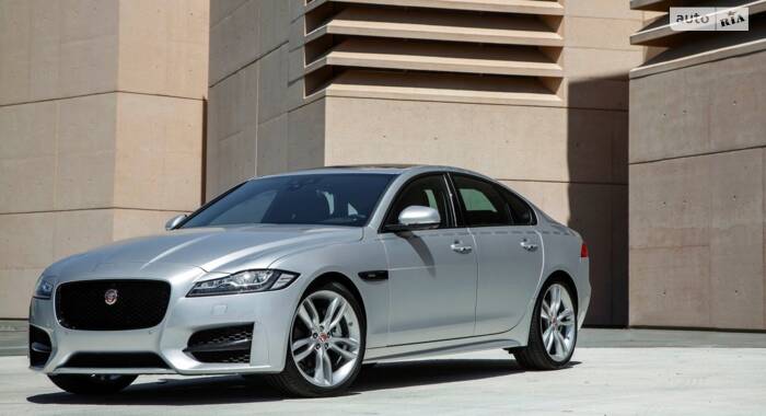 Jaguar XF 2016