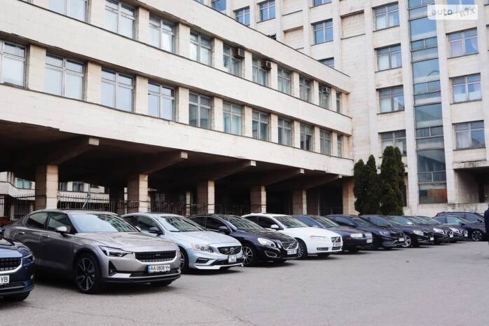 Масштабна зустріч Volvo Family Ukraine в Києві. Перши раз в цьому році.