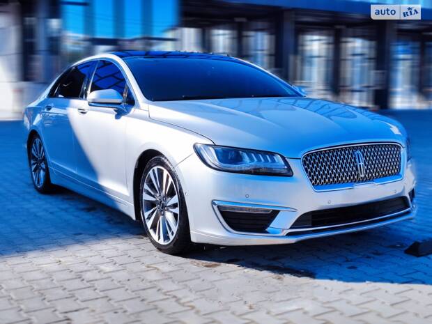 Lincoln MKZ 'Linkoln'